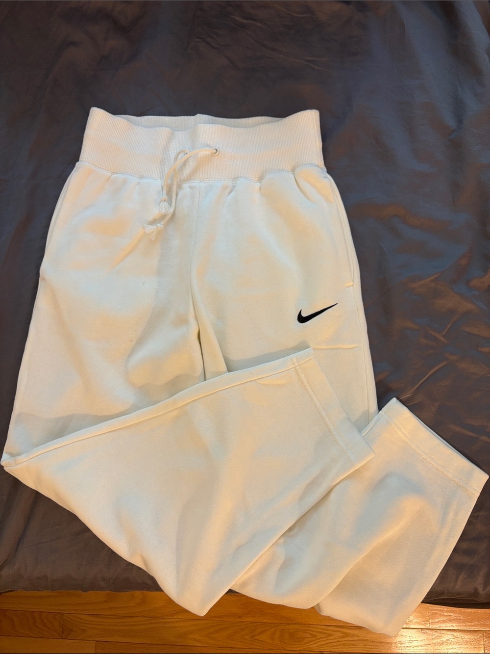 Nike Cream Sweatpants
